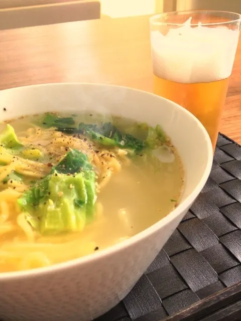 たまにはインスタントラーメン|てつやさん