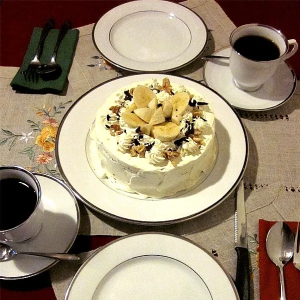 Snapdishの料理写真:Birhtday Chocolate Banana Cake !|Keiさん