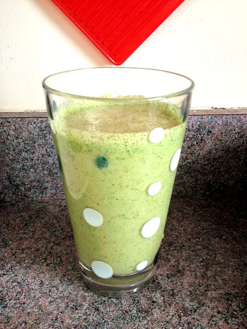 homemade green smoothie!|Emilyさん