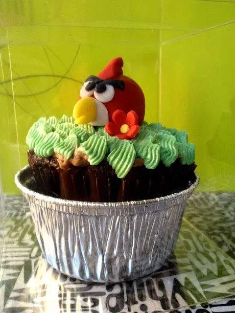 angry bird cupcake|micky chanさん