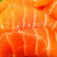 Snapdishの料理写真:Salmon Sashimi|JJ Teeraさん