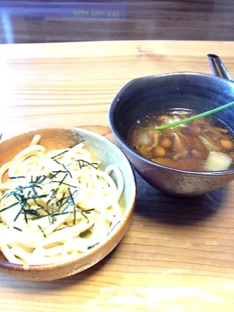 Snapdishの料理写真:きのこつけ汁うどん|ふぢっちさん