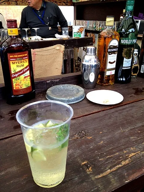 Snapdishの料理写真:jazz bar mojitos at the kasama pottery festival|lauren shannonさん