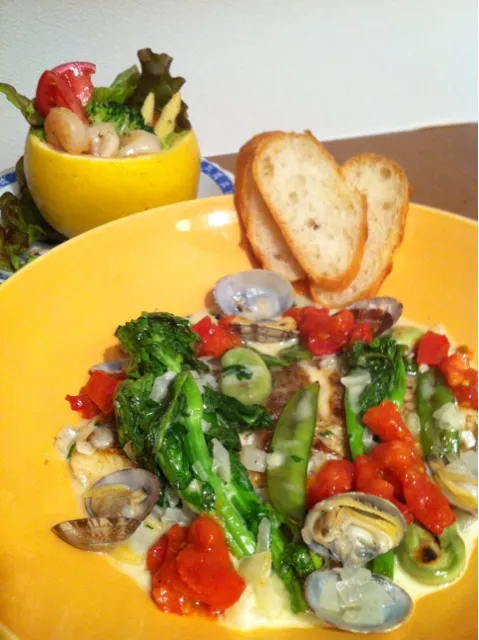 鯛のポアレ 浅利のソース 海老と帆立のグレープフルーツサラダ|Naoki Shimadaさん