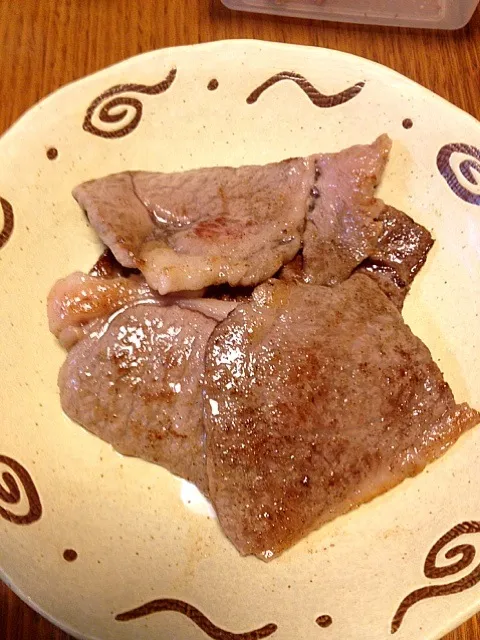 サーロイン網焼き、焼いたよ(^ ^)|かまさん