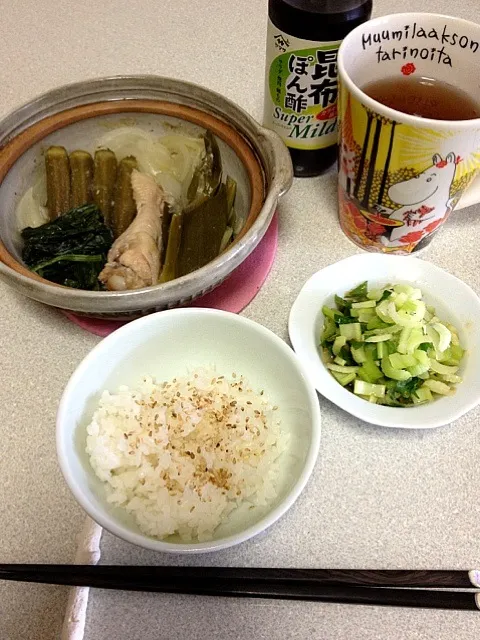 手羽元の鍋でお昼ご飯|maechikaさん