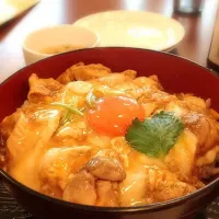 Snapdishの料理写真:知床鶏の親子丼|akiraさん