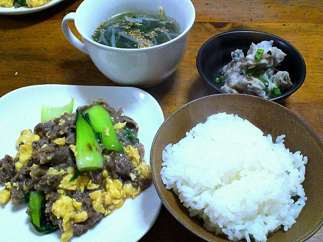 Snapdishの料理写真:チンゲン菜と牛肉と卵の台湾風炒め|maさん