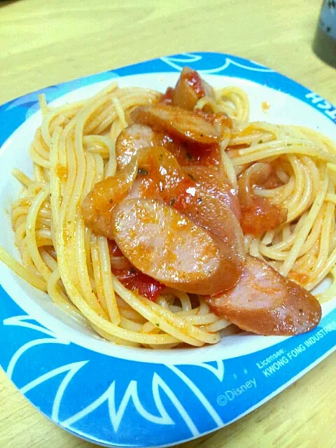 新玉ねぎとウィンナーのトマトソースパスタ|A家のシェフさん