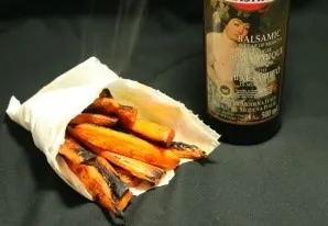 Snapdishの料理写真:carrot fries|meagan mcleanさん