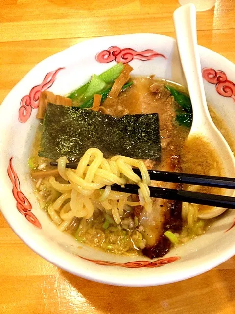 Snapdishの料理写真:醤油ラーメン|木口ちゃんさん