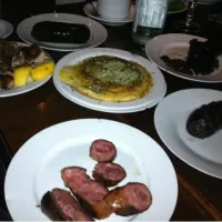 sausage & other appetizers at La Perdiz in Montevideo|Anthony Blueさん