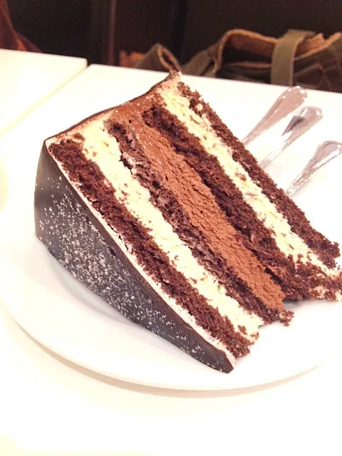 choc' layer cake|Nicharee P.さん