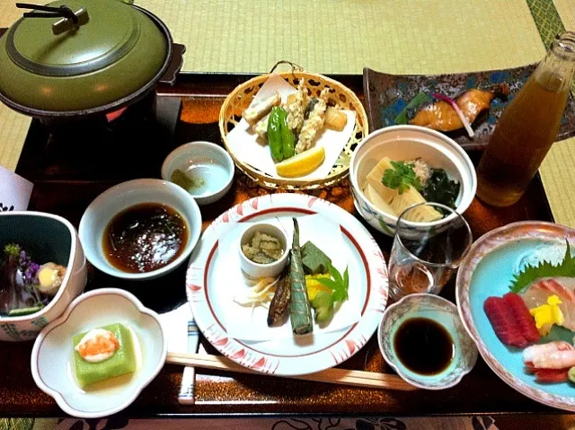 旅館の夕食|森 成美さん