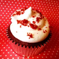 Snapdishの料理写真:Red velvet cupcake|Julianneさん