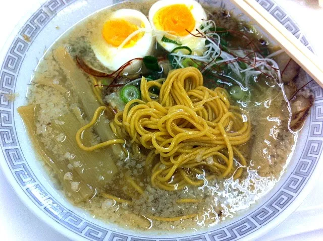 赤麺(唐辛子練込麺)塩ラーメン|Nobuyuki Takahashiさん