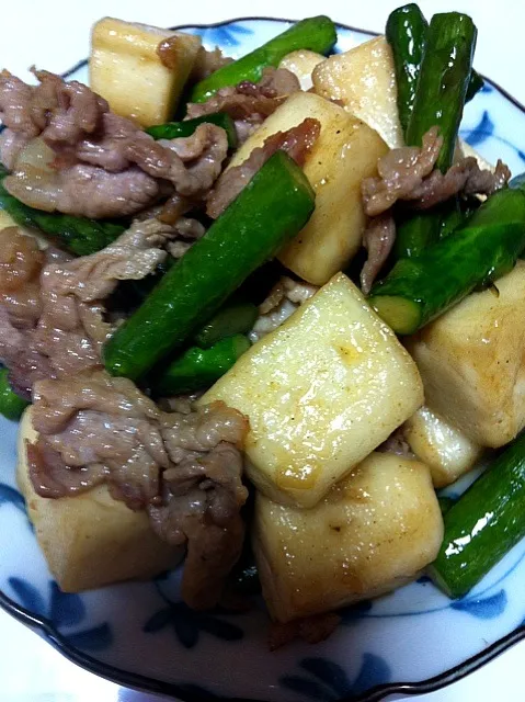 豚肉とはんぺんとアスパラの醤油バター|ちいさん