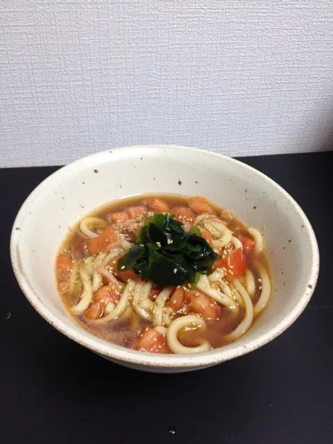 Snapdishの料理写真:ツナトマトうどん|あいさん