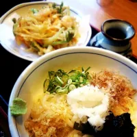 Snapdishの料理写真:かき揚げぶっかけうどん|りんだ。さん