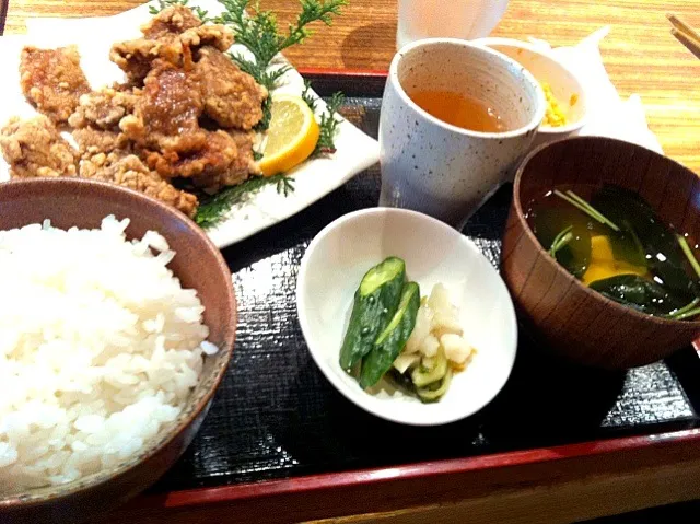 鯨竜田揚げ定食|じゅんさん