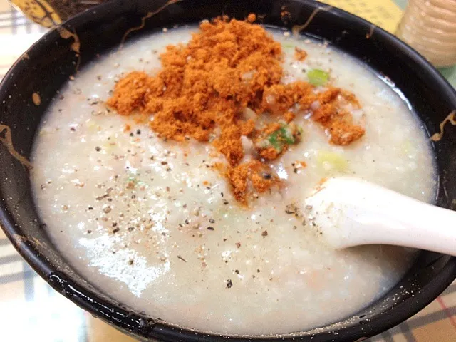 飽了就要動, 動完了就要吃...蝦仁瘦肉粥|美食控王子様 (⌒▽⌒)さん