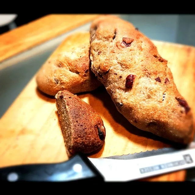 祼麥合桃提子包Whole Wheat Bread with Walnuts and Raisinsくるみ（胡桃）とカレンズの全粒粉パン|jeanさん