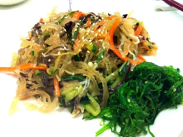 Snapdishの料理写真:[素食]涼拌珊瑚草seaweed salad|PeonyYanさん