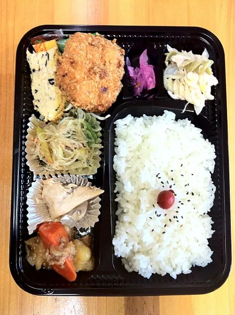 日替わり幕の内弁当|たんぽぽ娘さんさん