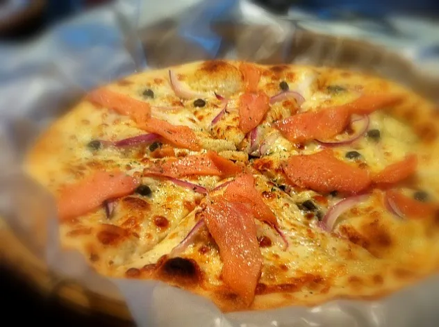 salmon cream pizza|Miranミレン ~😊⚡さん