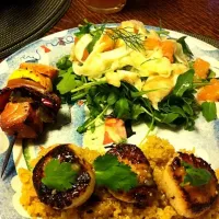 Snapdishの料理写真:teriyaki tuna kebab blackened scallops quinoa and arrugula grapefruit fennel salad|Fransiscoさん