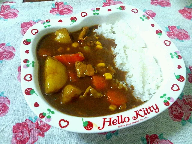 Snapdishの料理写真:新じゃが♪新たま♪カレーライス♪|渡辺瑠美さん