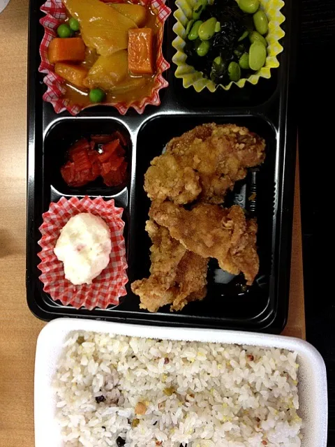 おろしポン酢唐揚げ弁当|ishizaki uniさん