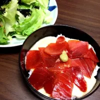 Snapdishの料理写真:とろろマグロ丼|harunaさん