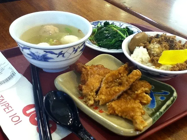 food from taipei 101 foodcourt.|myleneさん