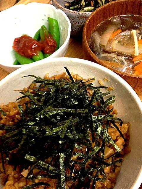 たけのこの炊き込みご飯  根菜のおすまし  ひじきのサラダ  スナップえんどうの梅おかか和え|りえさん