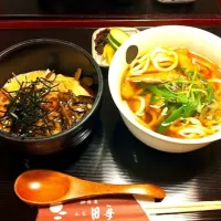 Snapdishの料理写真:きのこのとろろかけご飯ときつねうどん|kanaさん