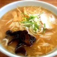 Snapdishの料理写真:とんこつ風醤油ラーメン|monkeyさん