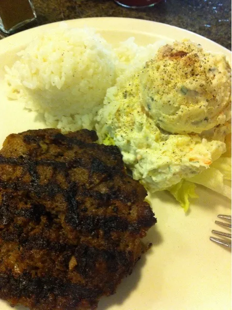 hamburger steak, rice, potato salad|ginaさん