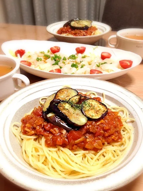 ナスのミートソースパスタ、帆立のカルパッチョ|emilyさん