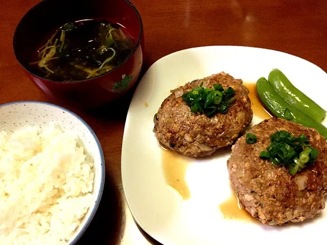 Snapdishの料理写真:豆腐ハンバーグ|ゆりこりんさん