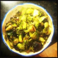 roasted brussels sprouts|kara scowさん