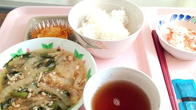 病院 昼食 すき焼き風|原さん