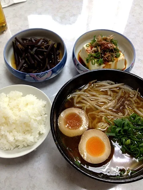 Snapdishの料理写真:今日は「中華三昧」醤油味🐷|かまさん