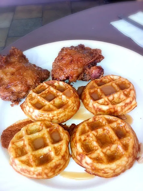 chicken and waffles|ginaさん