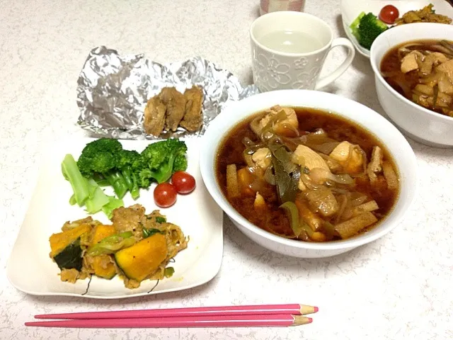 味噌煮こみうどん、カボチャのはちみつ炒め|いちごさん