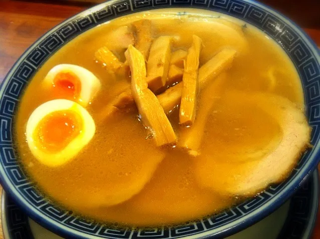 本日のランチ。好来系ラーメン。うま～。|JTKさん