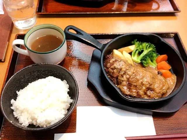 Snapdishの料理写真:ステーキランチ|kashiさん