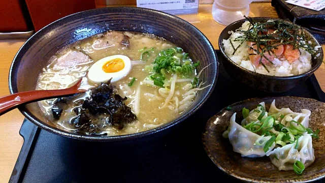 とんこつラーメン|堀池竜也さん