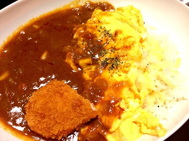 Snapdishの料理写真:オムカレー♡|まつだりえさん