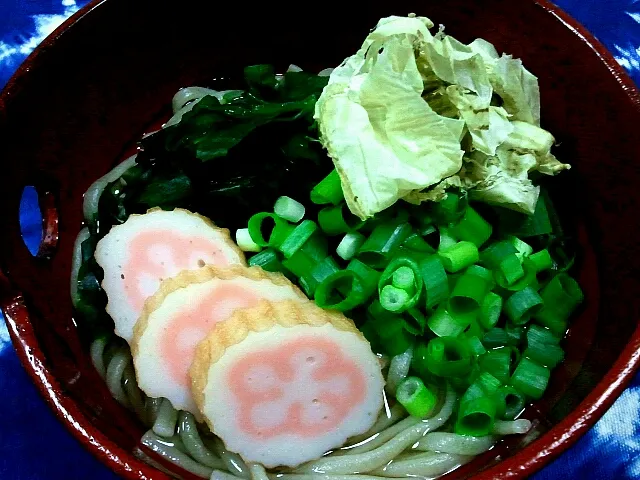 ひとりdeがごめ昆布うどん|まにまぁるさん